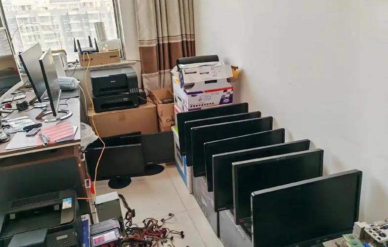 上海嘉定开打字复印店的,老板说这周到周四总共只复印了230张a4纸